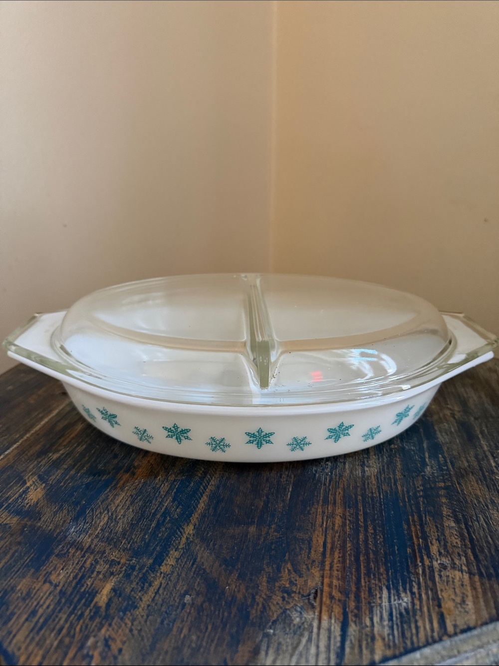 Pyrex Snowflake Blue Divided Casserole Dish with Lid collectible. USA